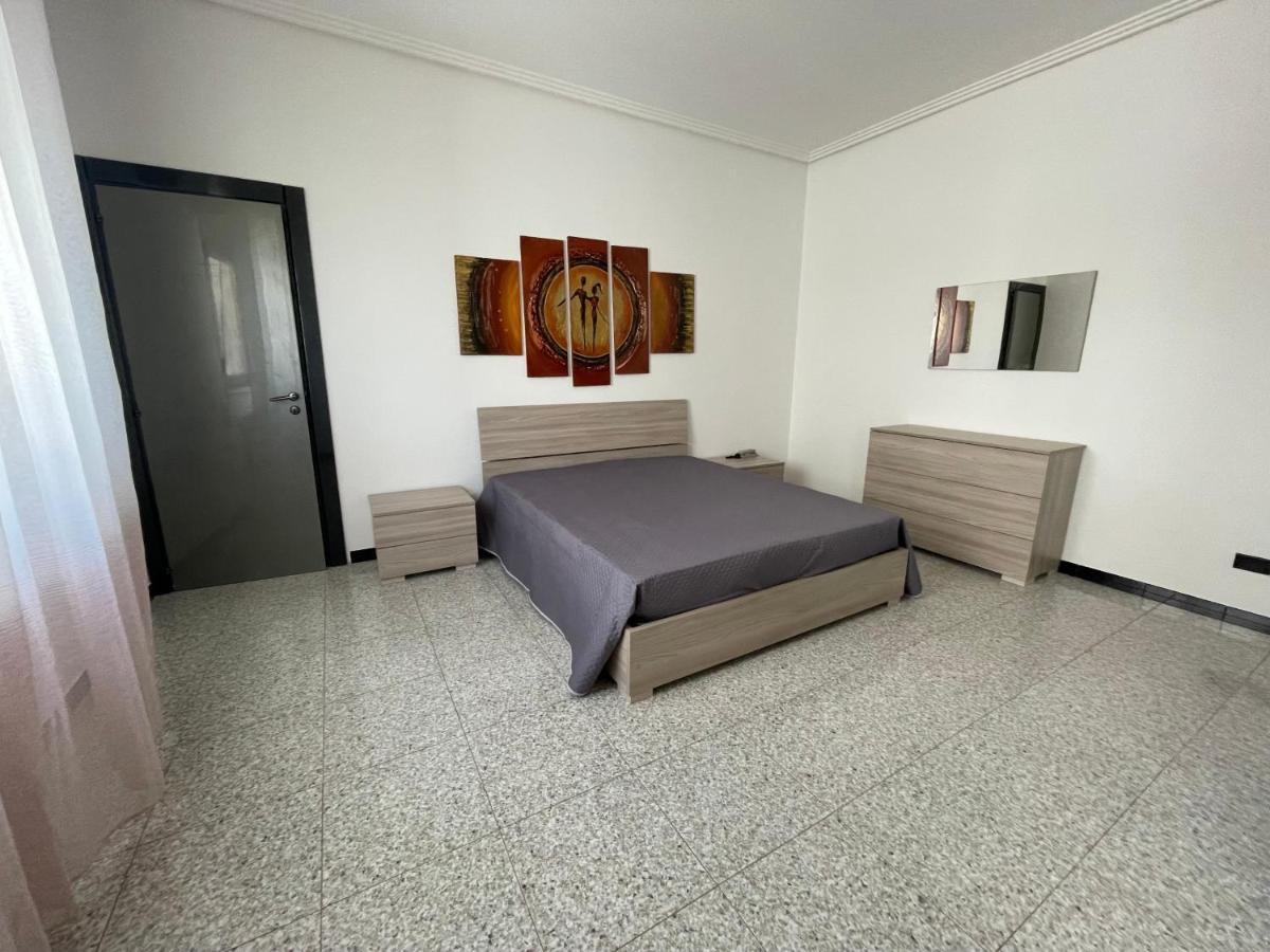 Apartamento Vincenti'S House Comiso Exterior foto